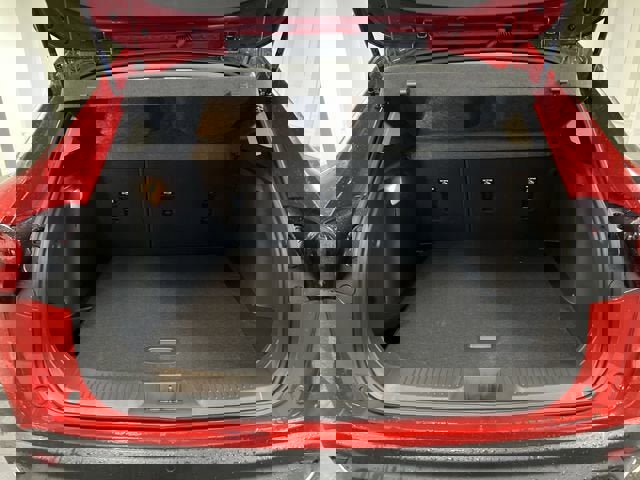 New 2026 Chevrolet Trax LT w/ Sunroof Package image 24