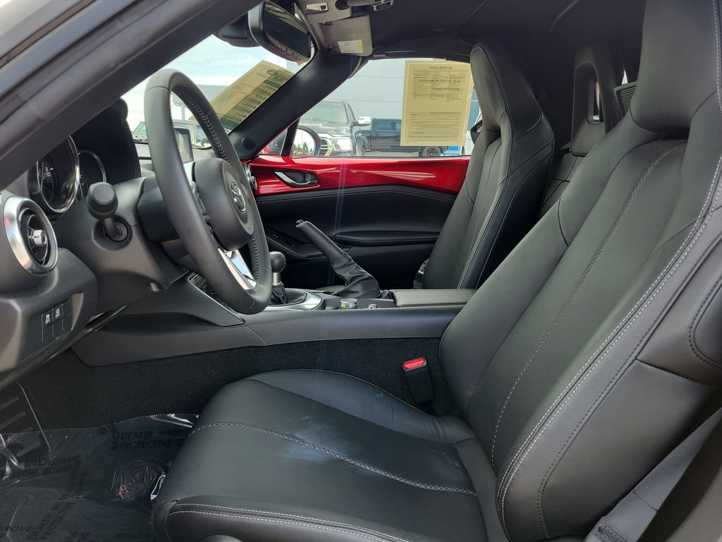 Used 2022 MAZDA MX-5 Miata Grand Touring w/ Weather Package RWD image 10