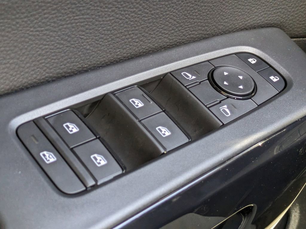 New 2026 Nissan Pathfinder S image 20