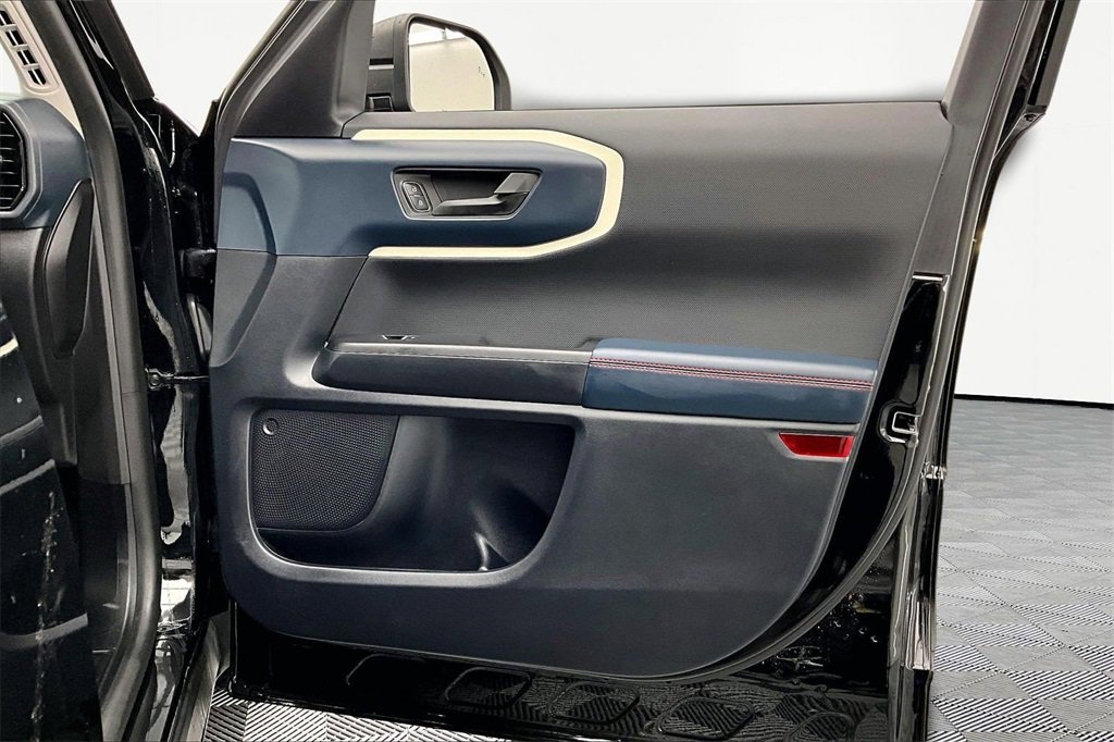 Used 2024 Ford Bronco Sport Heritage w/ Heritage Convenience Package image 24