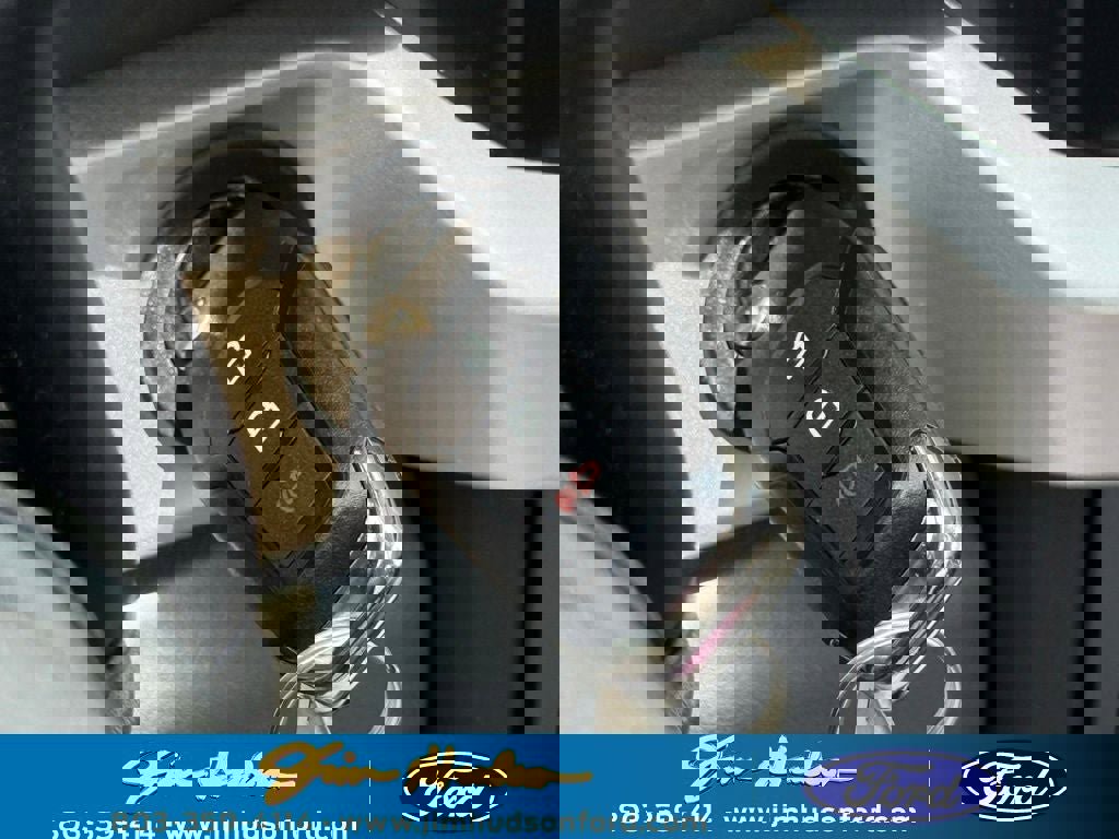 New 2025 Ford F550 2WD Regular Cab Super Duty image 32