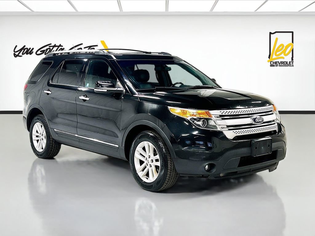 Used 2014 Ford Explorer XLT w/ Equipment Group 202A image 3