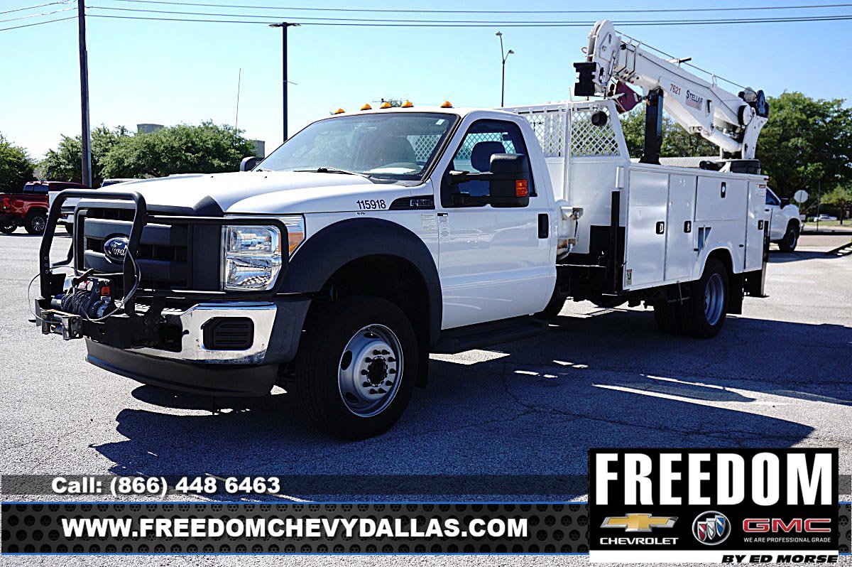 Used 2015 Ford F550 4x4 Regular Cab Super Duty image 3