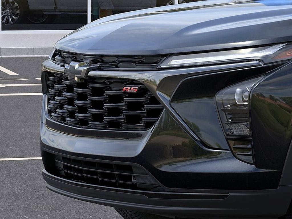 New 2026 Chevrolet Trax RS w/ Sunroof Package FWD image 13