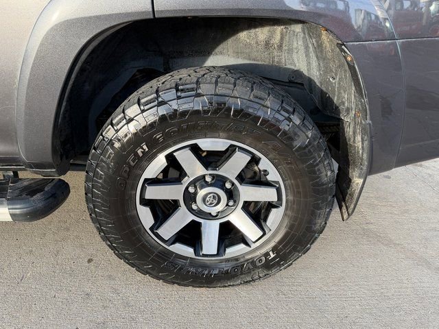 Used 2019 Toyota 4Runner TRD Off-Road Premium image 10