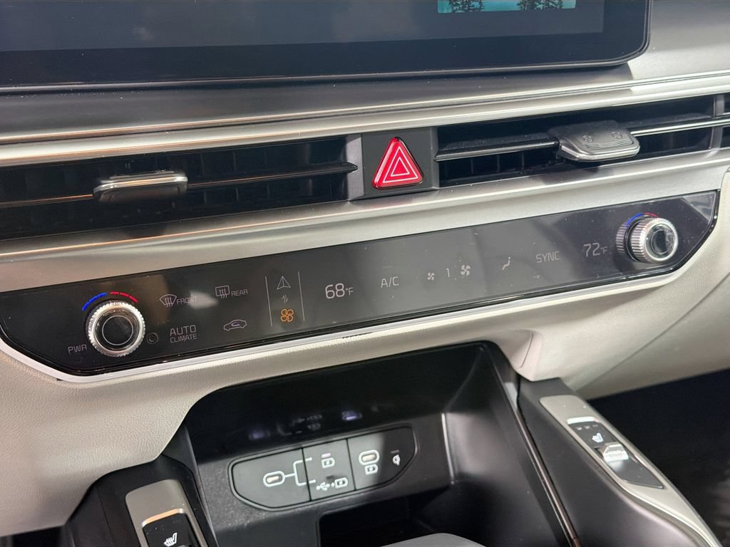 New 2026 Kia Sorento S AWD/4WD image 17
