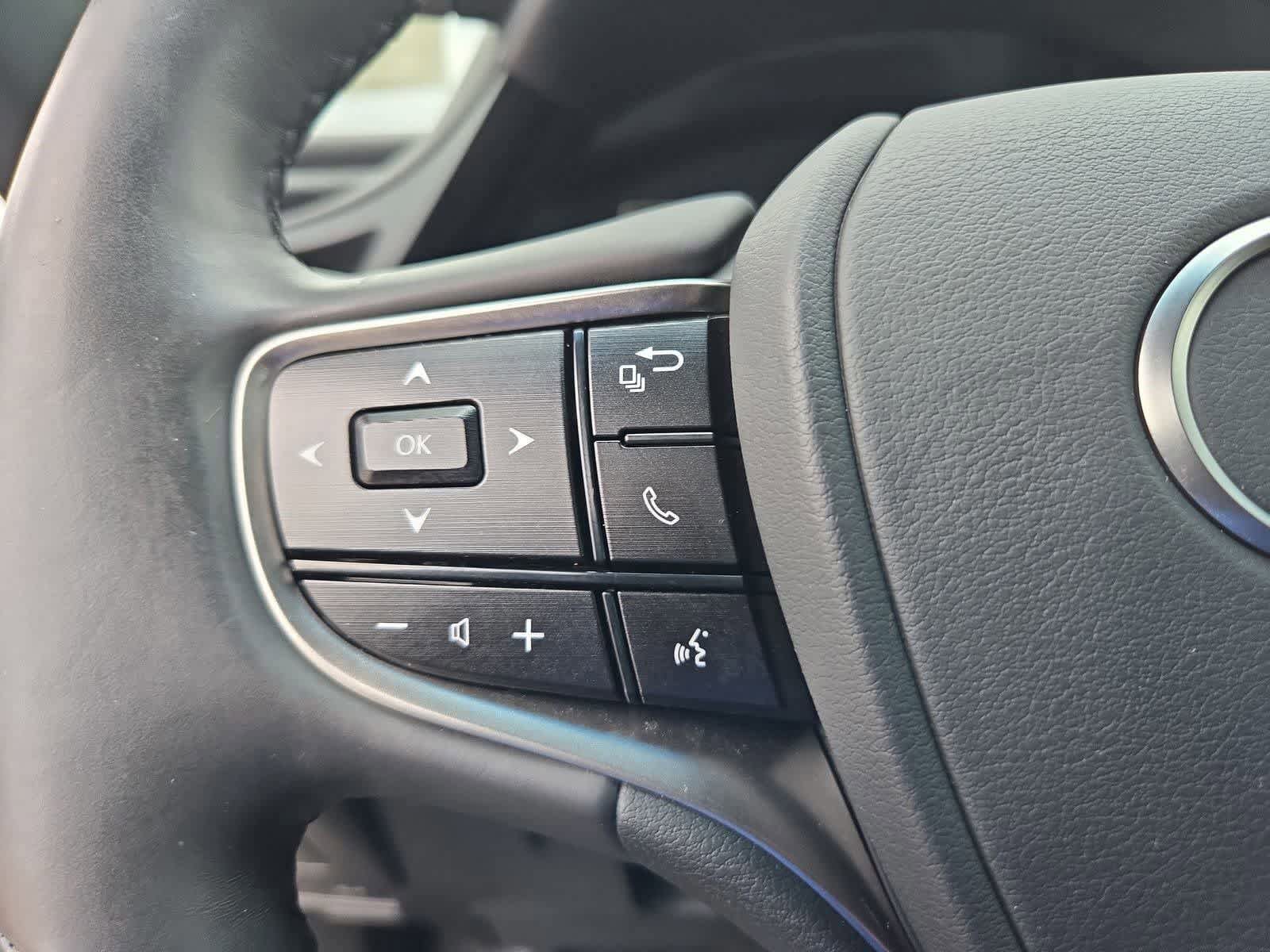Used 2022 Lexus ES 300h Ultra Luxury FWD image 23
