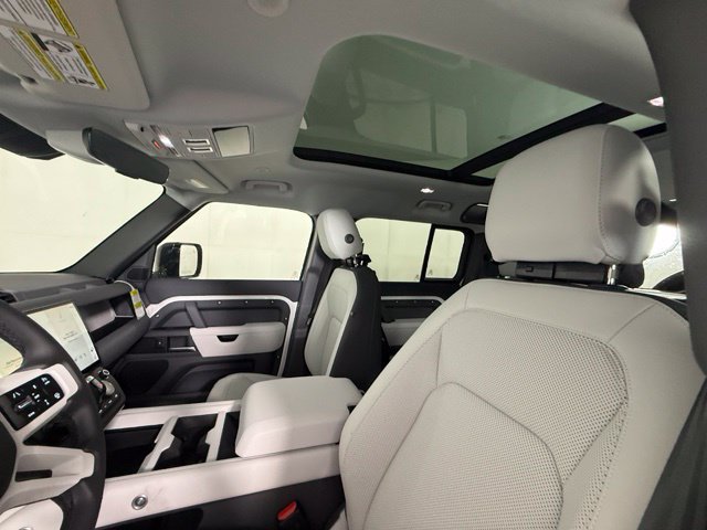 New 2026 Land Rover Defender 110 S AWD/4WD image 14