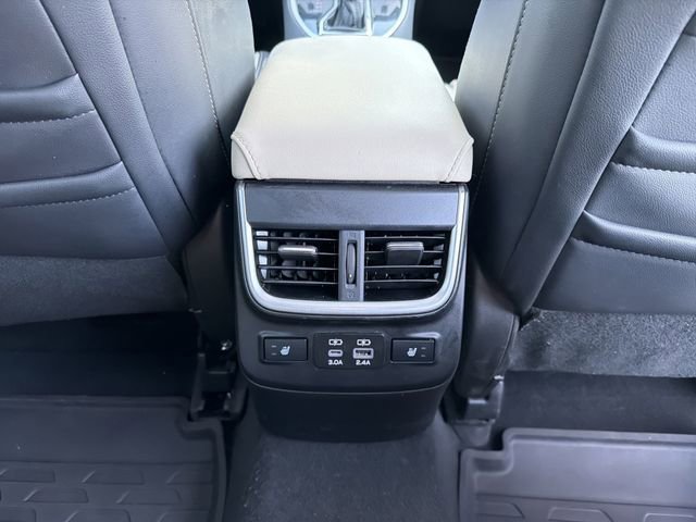 Used 2023 Subaru Outback Limited image 21