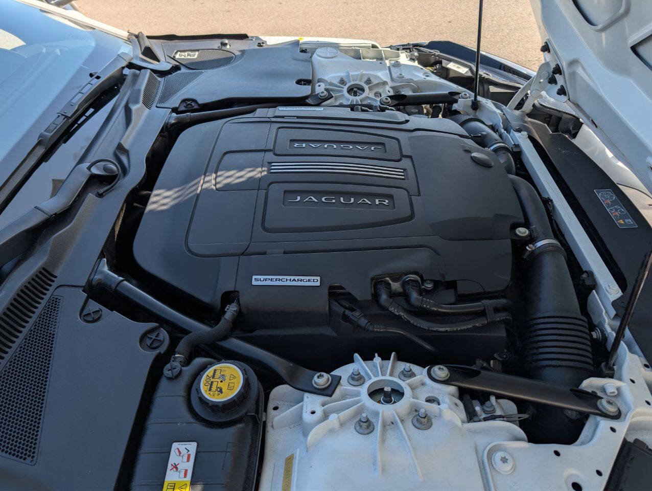 Used 2016 Jaguar F-TYPE Convertible image 23