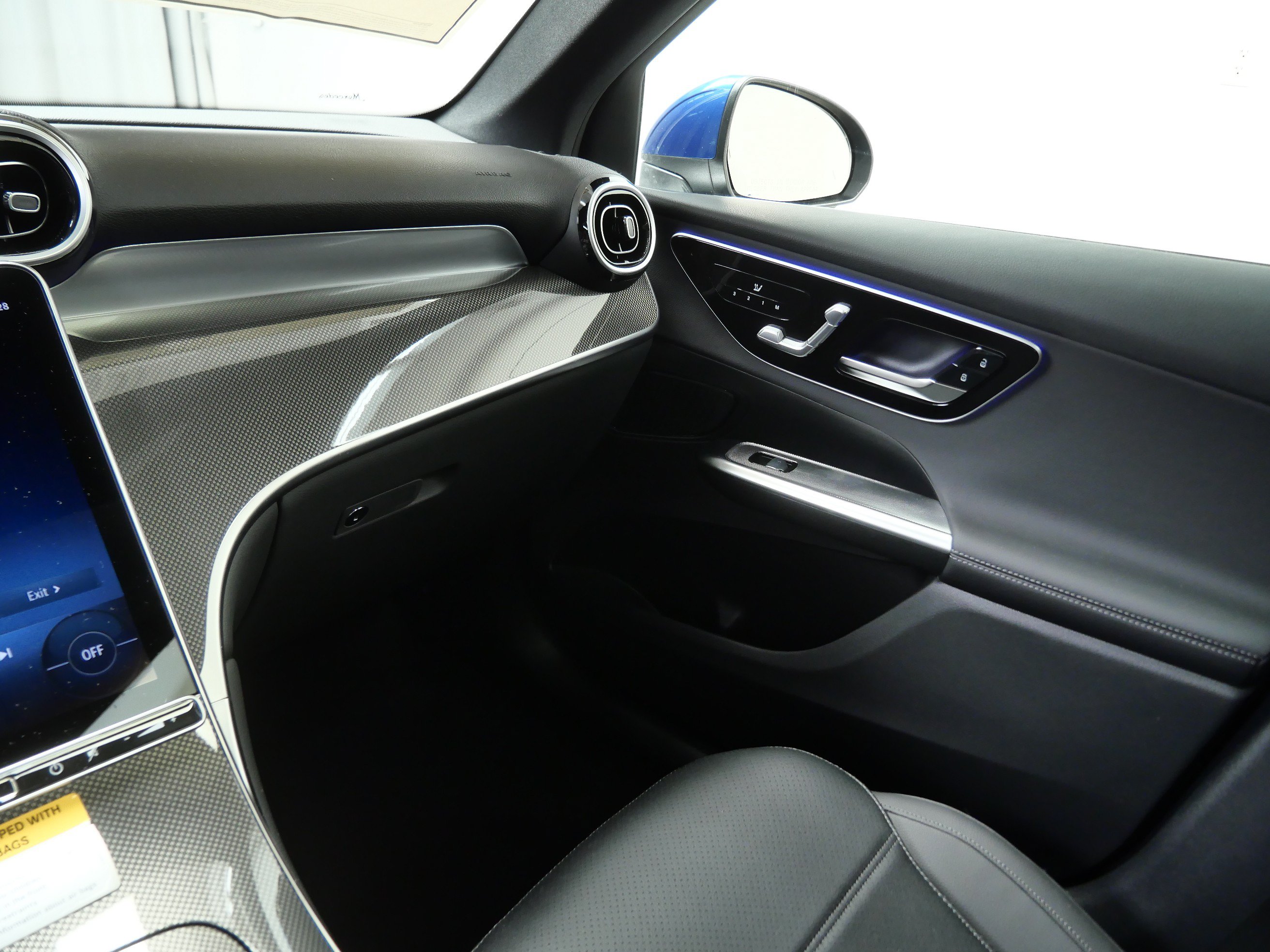 New 2026 Mercedes-Benz GLC 300 4MATIC image 11