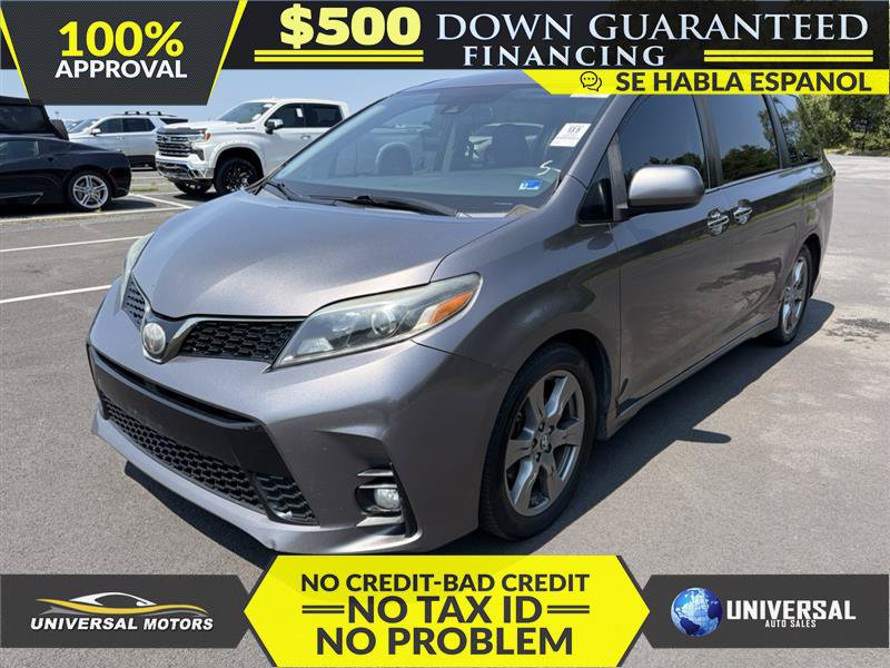 Used 2019 Toyota Sienna SE FWD image 1