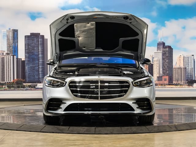 Used 2026 Mercedes-Benz S 500 4MATIC image 4