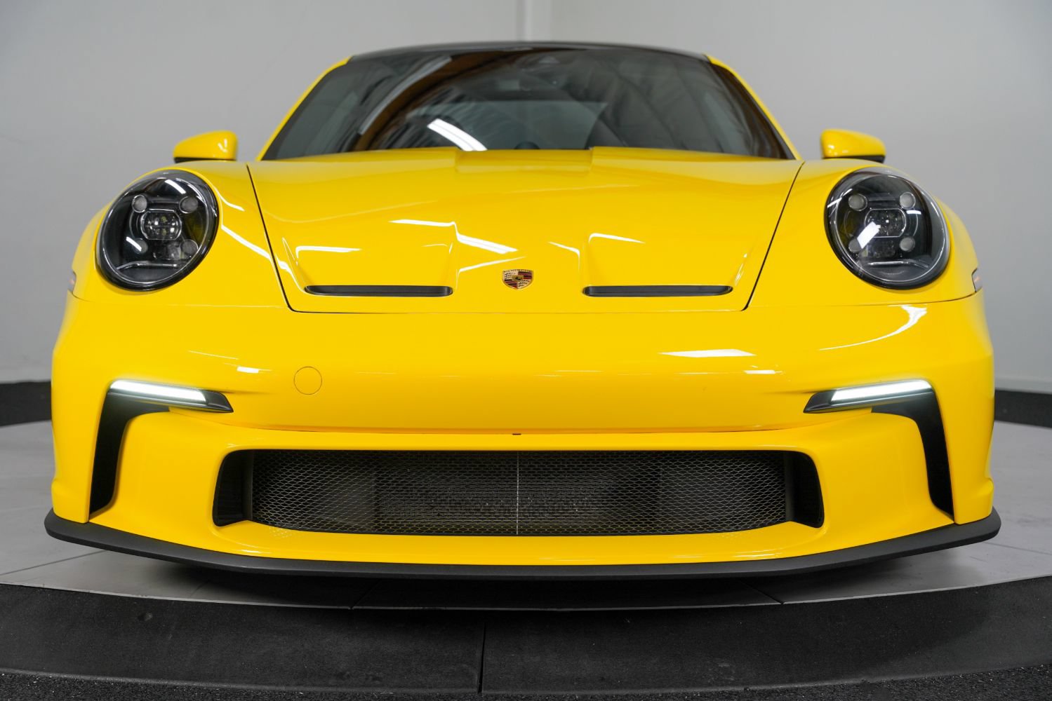 Used 2023 Porsche 911 GT3 w/ Chrono Package RWD image 15