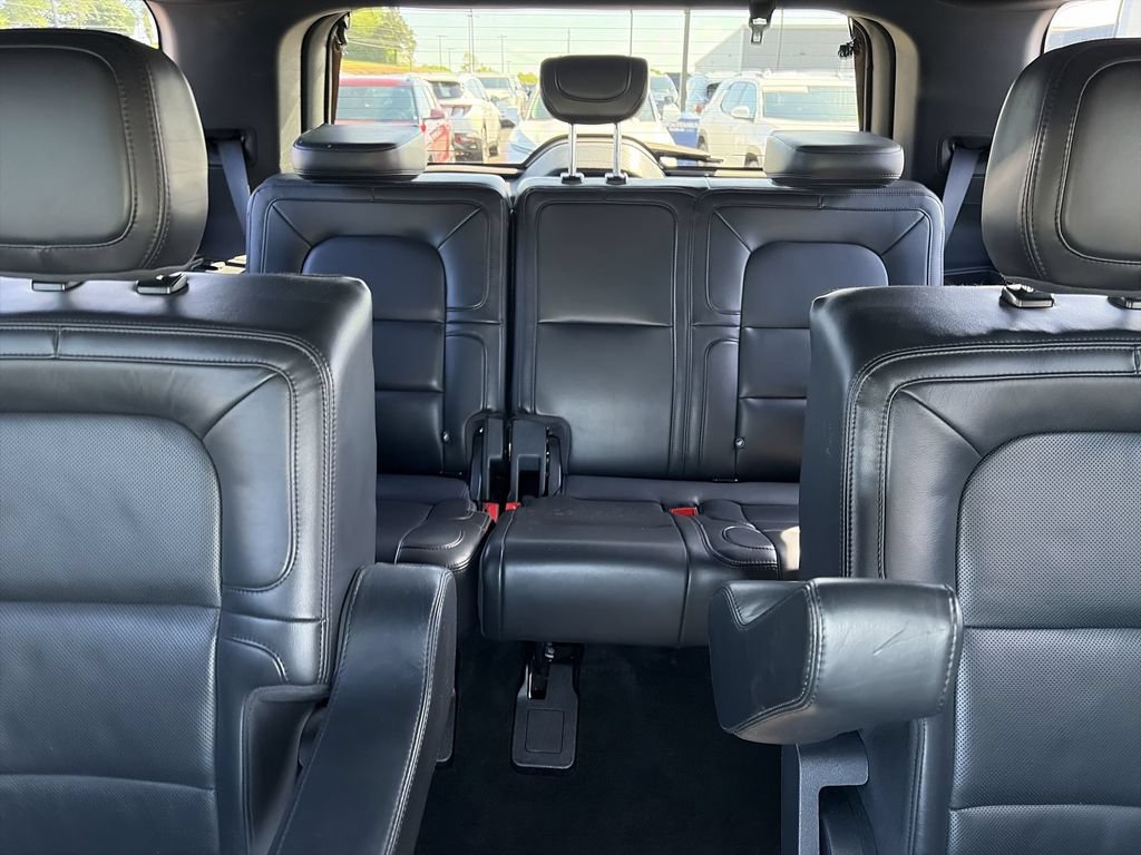 Used 2024 Lincoln Navigator Reserve AWD/4WD image 24