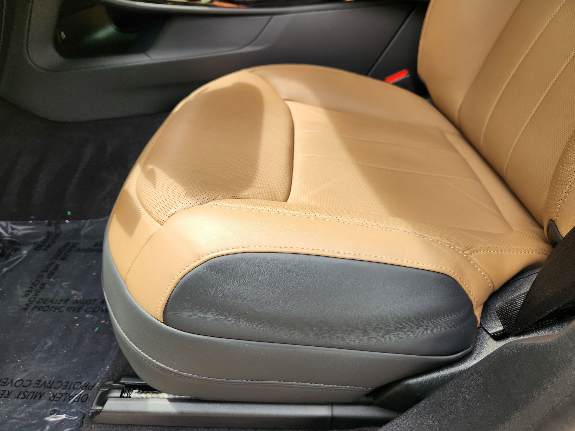 Used 2023 Land Rover Range Rover Sport SE Dynamic image 25