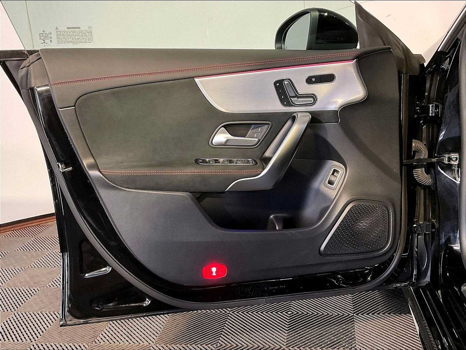 Used 2022 Mercedes-Benz CLA 35 AMG 4MATIC image 26