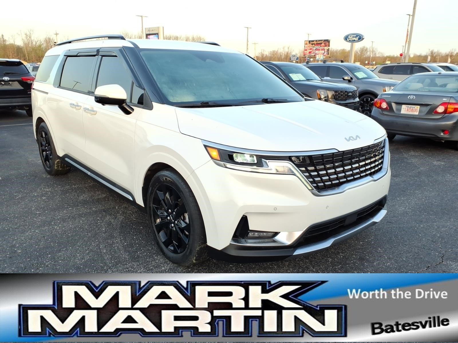 Used 2022 Kia Carnival SX