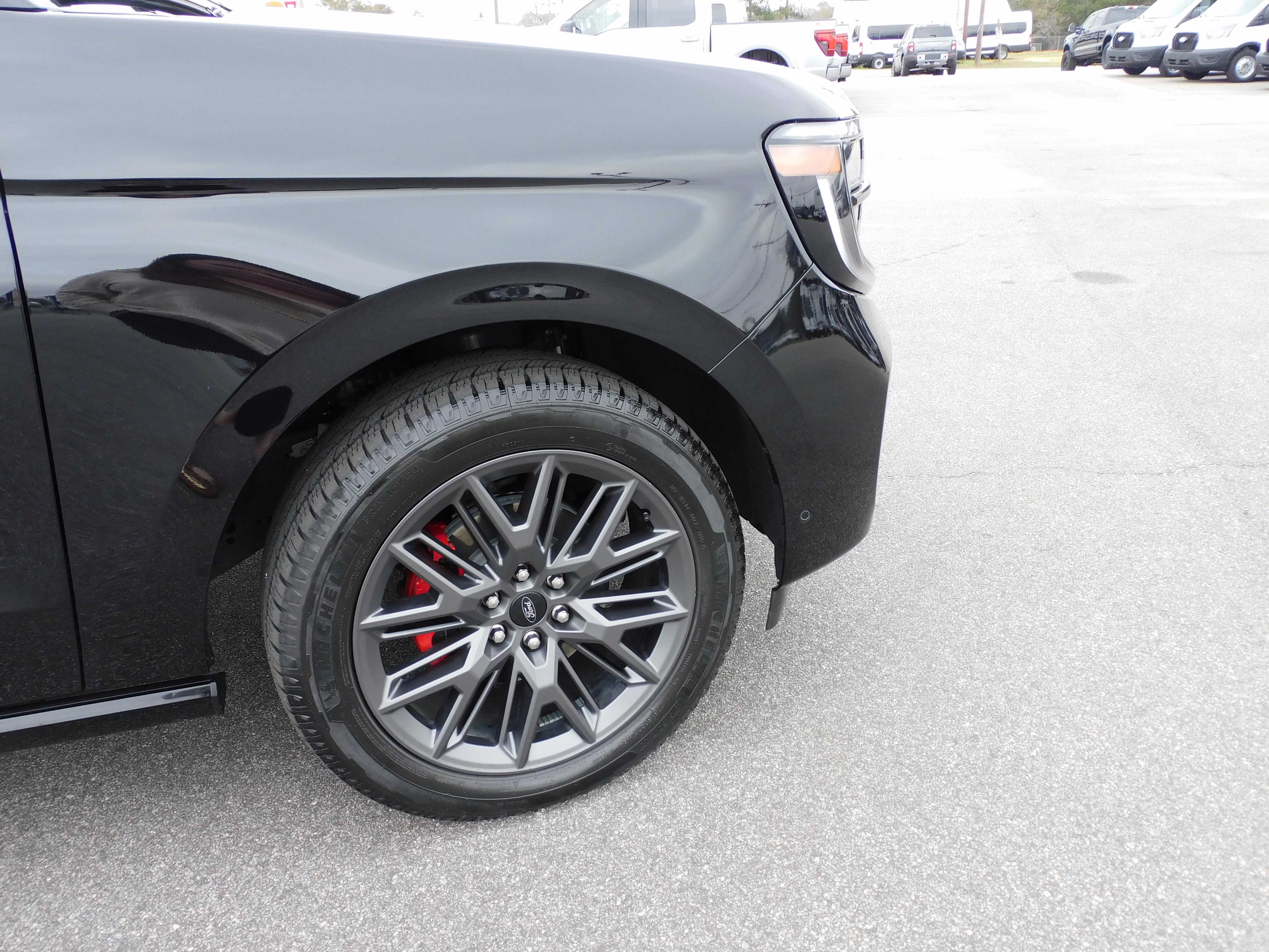 Used 2025 Ford Expedition Max Platinum w/ Stealth Performance Package image 3