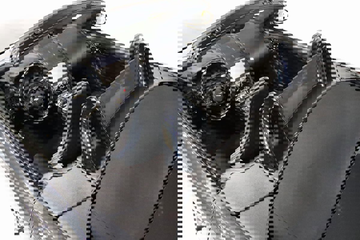 Used 2021 Jaguar F-TYPE R-Dynamic image 18