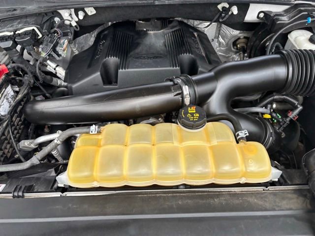 Used 2018 Ford F150 Platinum w/ Equipment Group 701A Luxury image 29