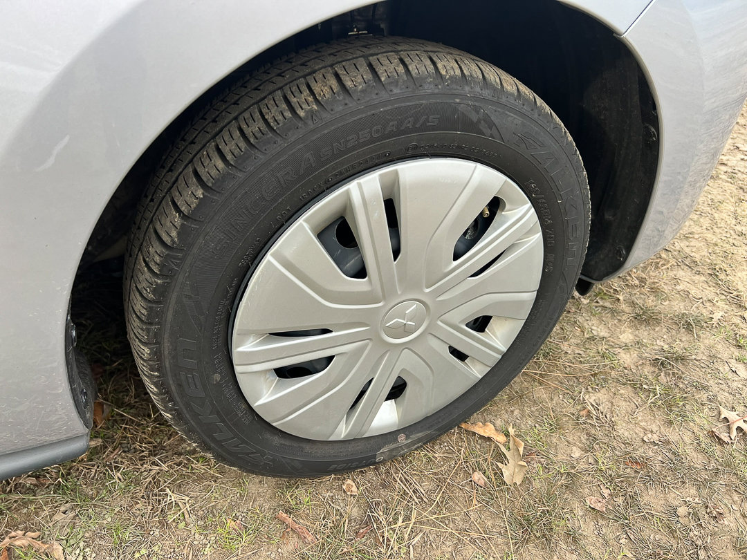 Used 2024 Mitsubishi Mirage ES image 6