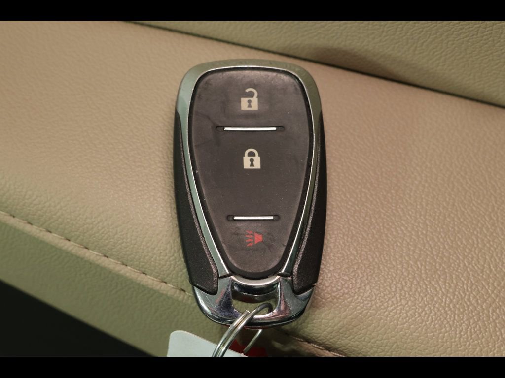 Used 2023 Chevrolet Traverse LS w/ Safety Package AWD/4WD image 11
