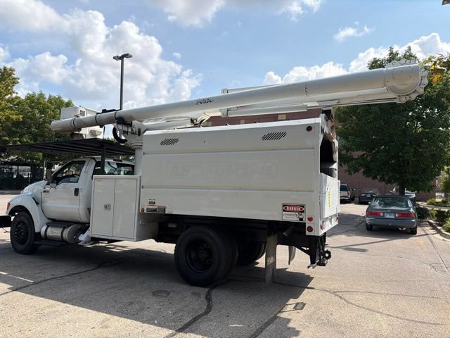 Used 2015 Ford F750 2WD Regular Cab Super Duty image 3