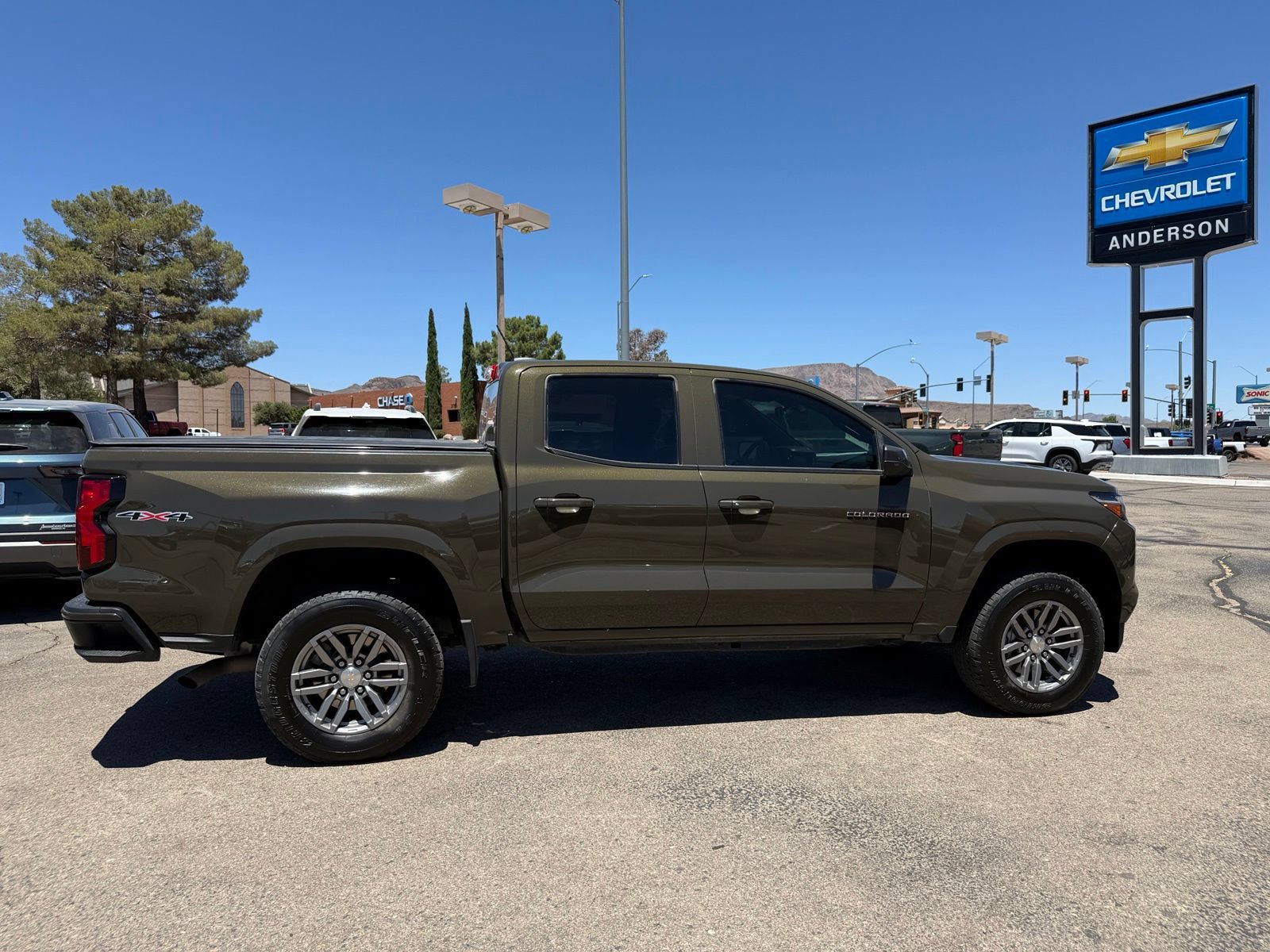 Certified 2023 Chevrolet Colorado LT AWD/4WD image 4