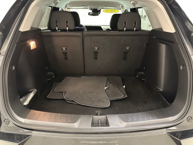 Used 2025 Chevrolet TrailBlazer LT w/ Convenience Package AWD/4WD image 21