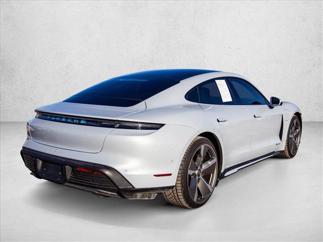 Used 2021 Porsche Taycan image 5