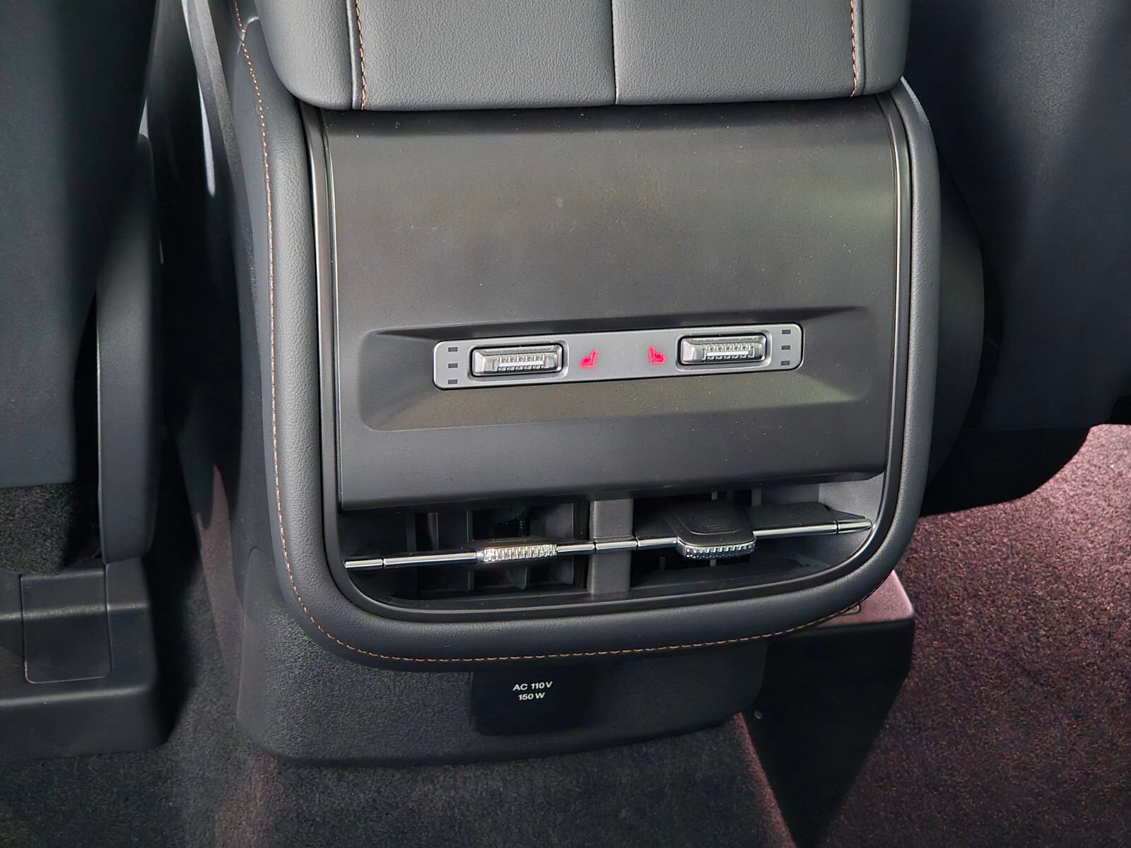 New 2026 Lincoln Nautilus Reserve w/ Jet Appearance Package AWD/4WD image 17