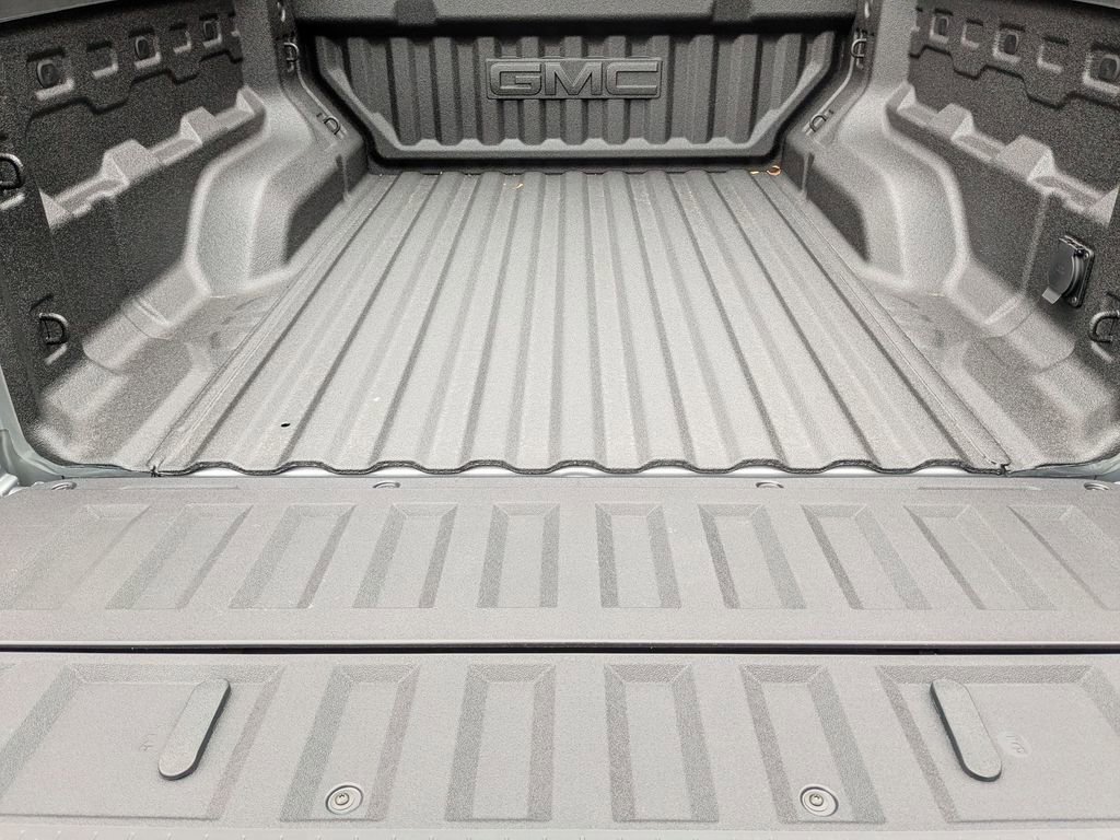 New 2026 GMC Canyon AT4 image 8