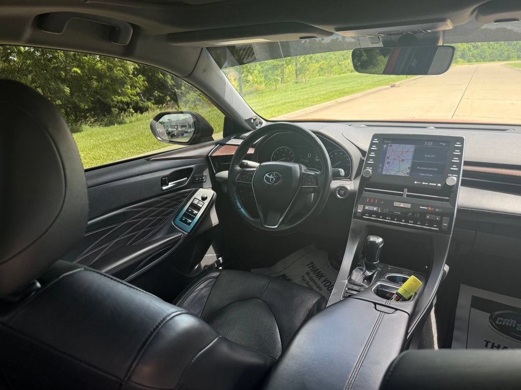 Used 2022 Toyota Avalon Limited w/ Advanced Safety Package FWD image 19
