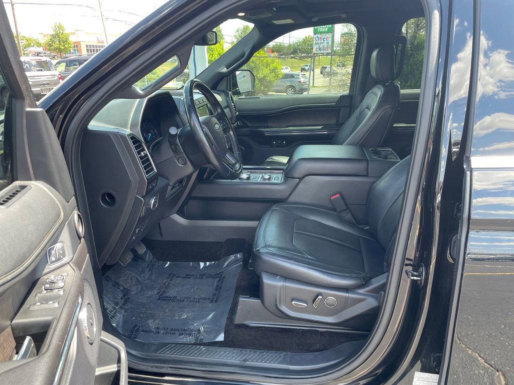 Used 2018 Ford Expedition Max Limited w/ Equipment Group 301A AWD/4WD image 14