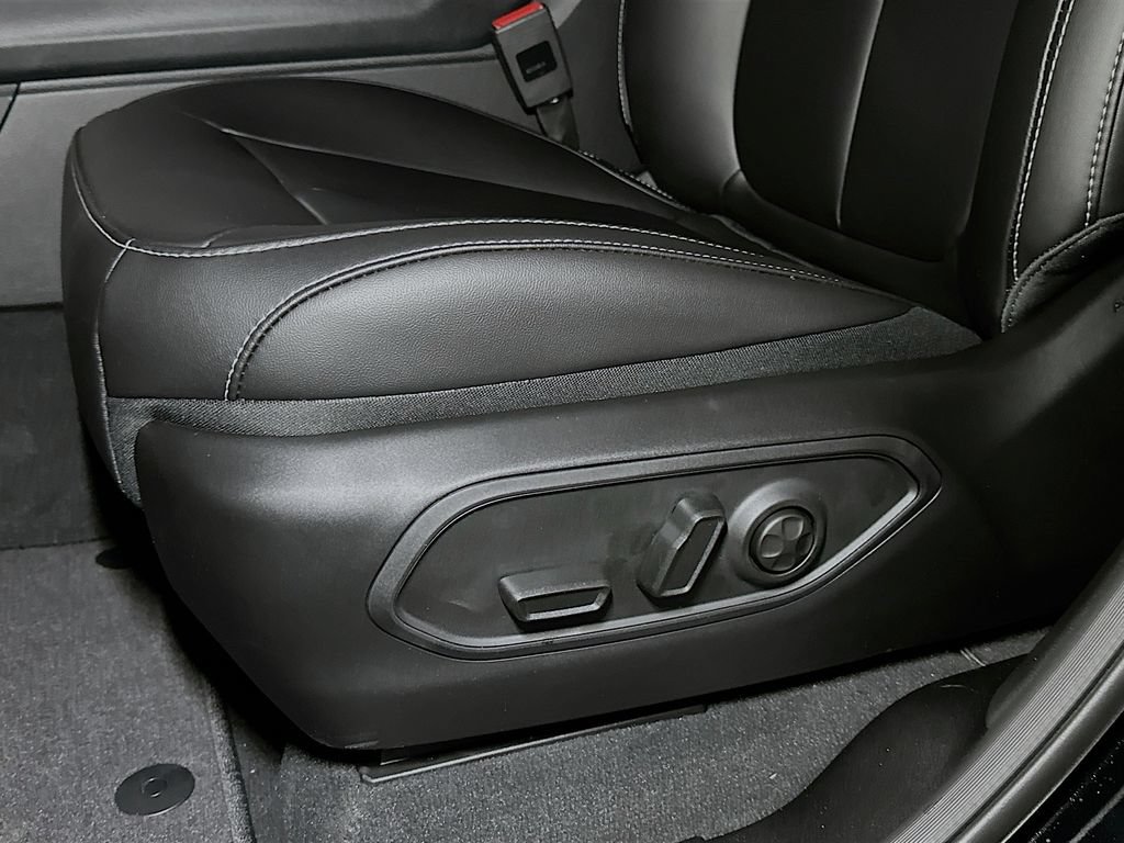 New 2026 Jeep Grand Cherokee Limited AWD/4WD image 13
