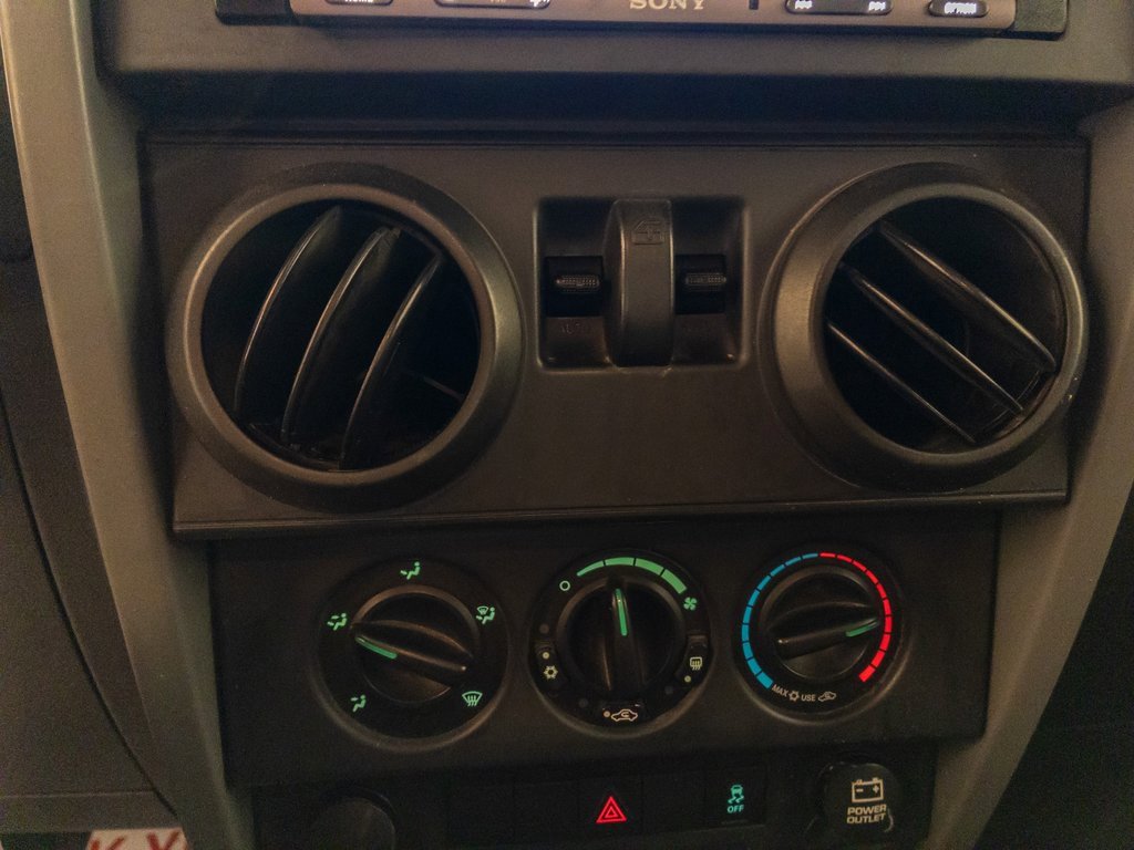 Used 2010 Jeep Wrangler Sport image 22