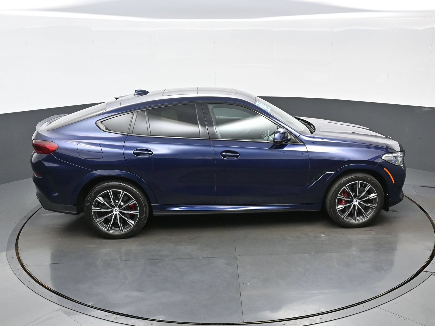 Used 2023 BMW X6 M50i w/ Executive Package AWD/4WD image 42