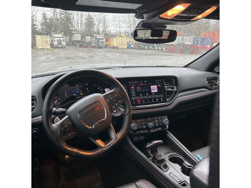 Used 2024 Dodge Durango R/T w/ Blacktop Package image 2