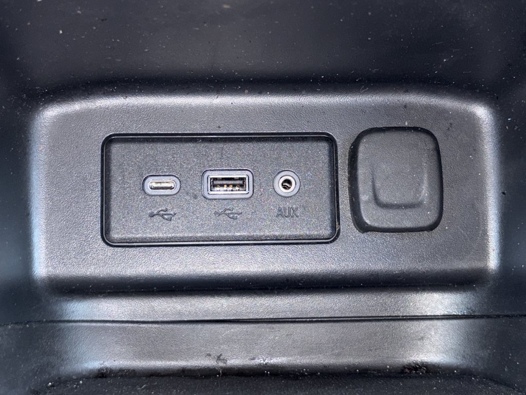 Used 2021 Chevrolet Equinox LT FWD image 6