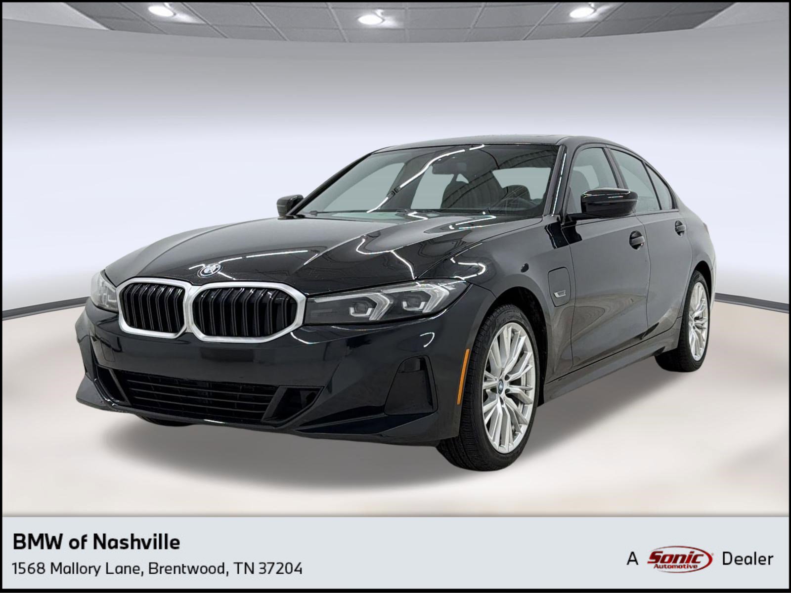 Used 2023 BMW 330e w/ Convenience Package RWD image 1