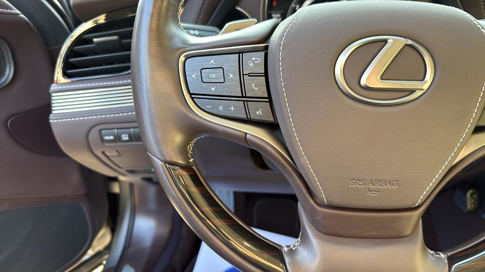 Used 2018 Lexus LS 500 w/ Luxury Package image 17