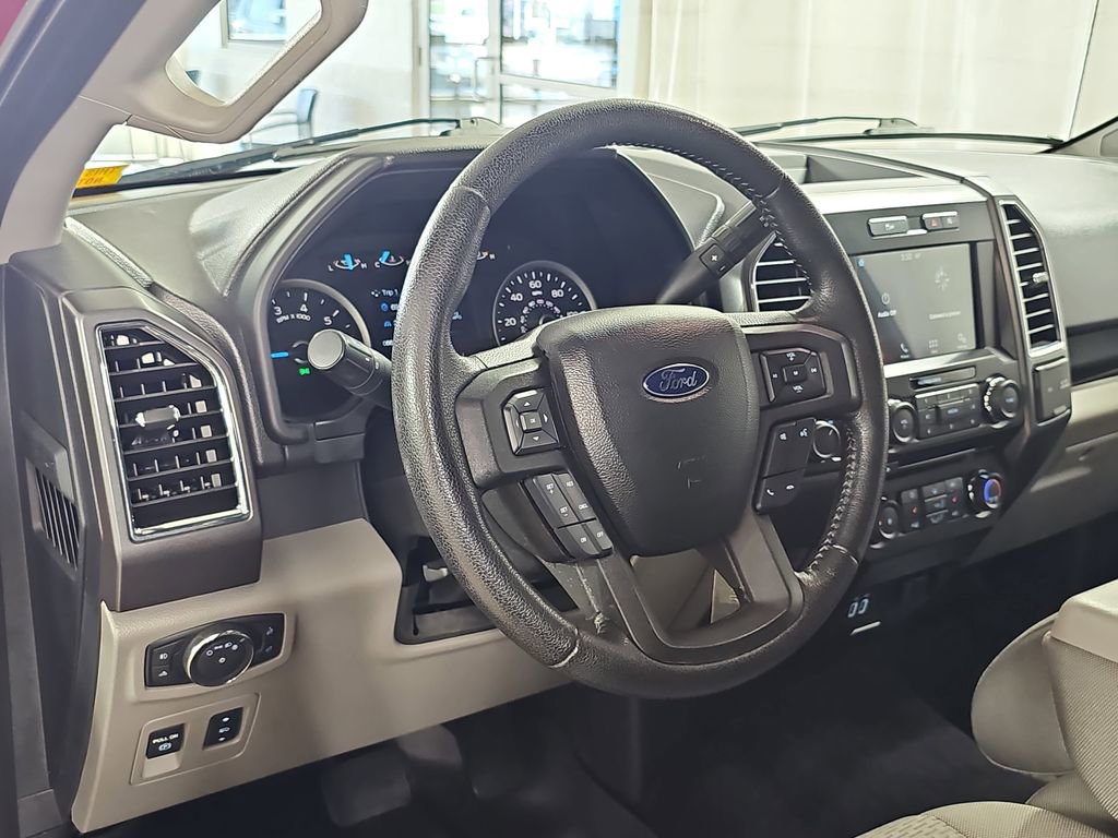 Used 2016 Ford F150 XLT w/ Equipment Group 302A Luxury AWD/4WD image 19