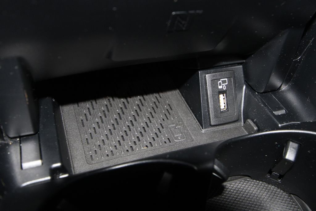 Used 2020 Mercedes-Benz C 300 4MATIC Sedan image 20