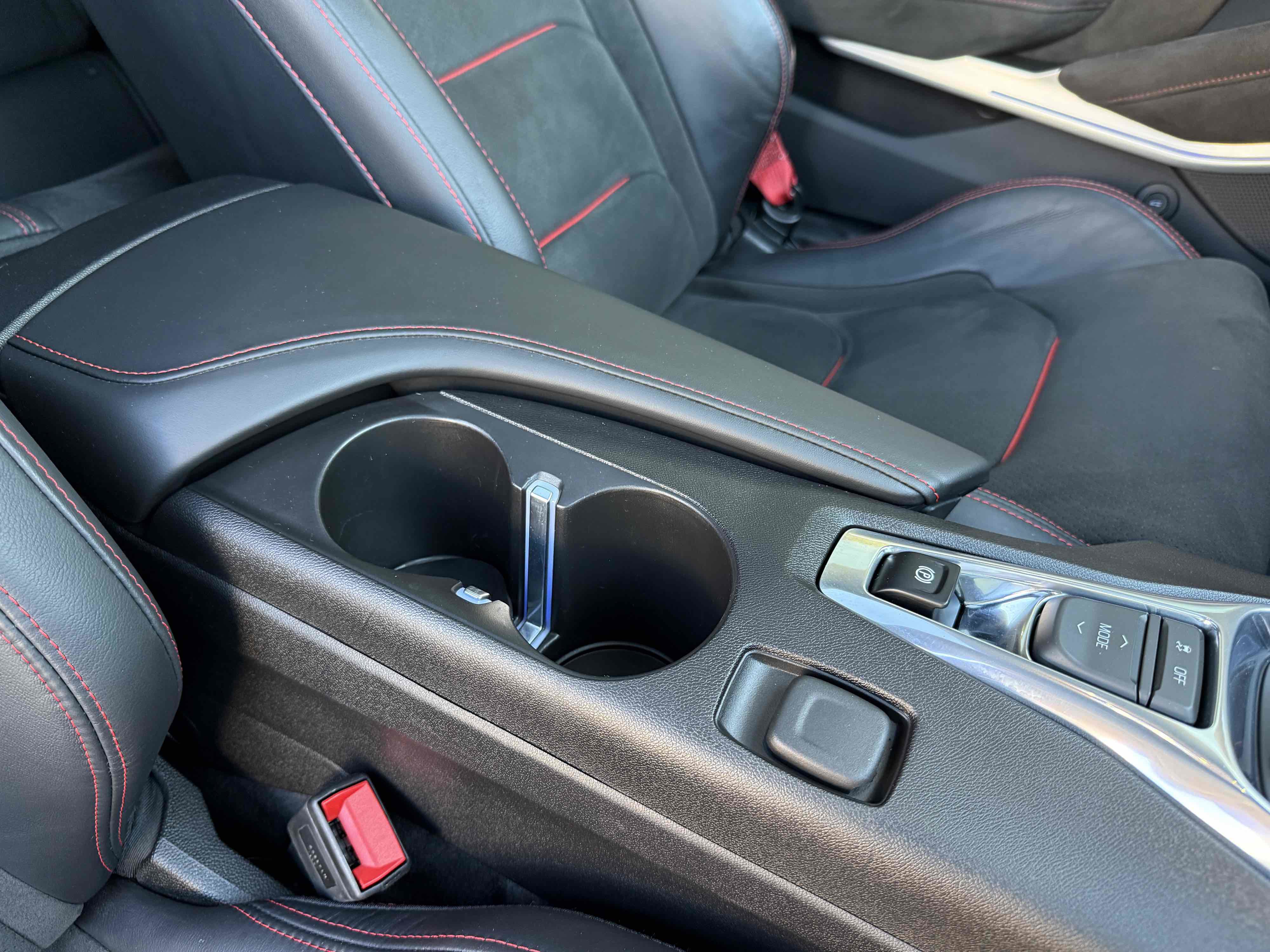 Used 2018 Chevrolet Camaro ZL1 image 26