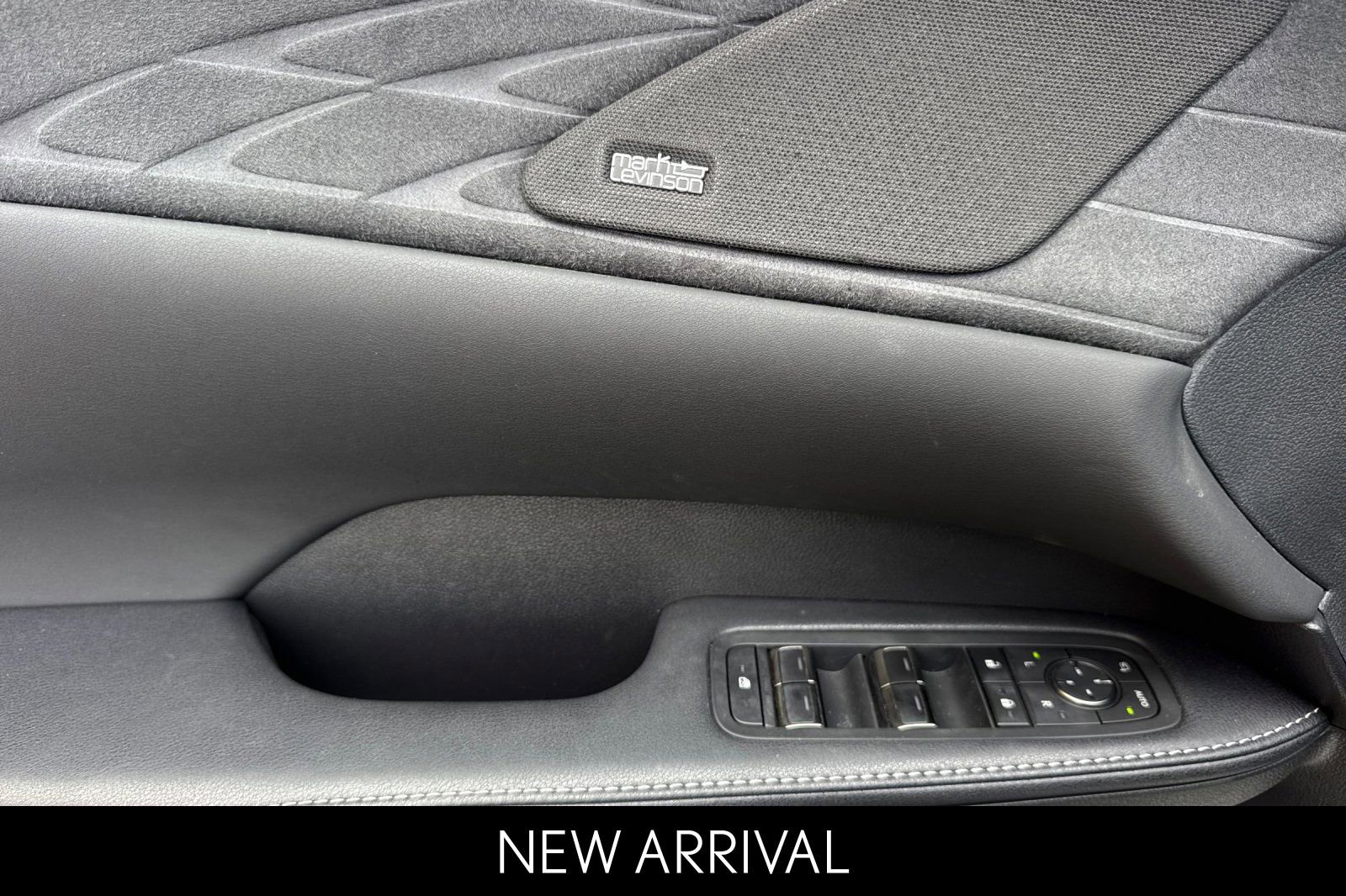 Certified 2024 Lexus RX 450h AWD w/ Convenience Package image 12