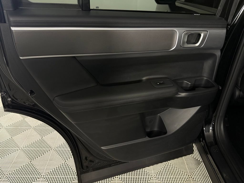 Used 2026 Hyundai Santa Fe SEL AWD/4WD image 25