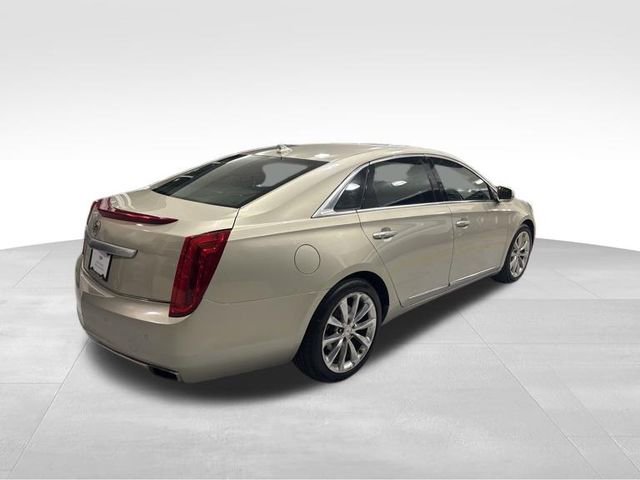 Used 2013 Cadillac XTS Luxury image 7