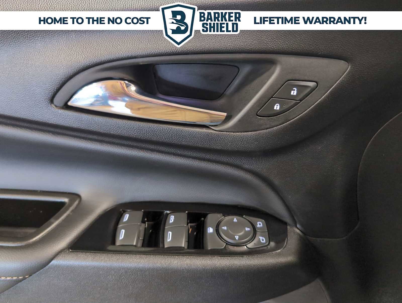 Used 2022 Chevrolet Equinox Premier AWD/4WD image 24