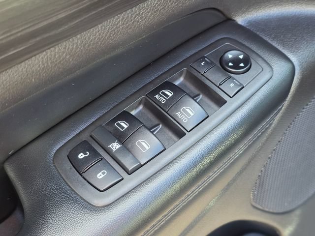 Used 2019 Jeep Grand Cherokee Altitude RWD image 23
